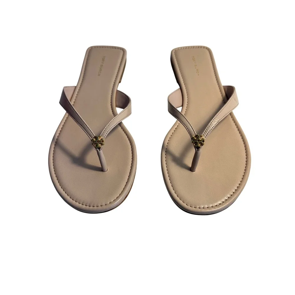 Tory Burch Classic Goat Leather Flip Flop Size 9.5 Shell Pink Logo Charm NEW